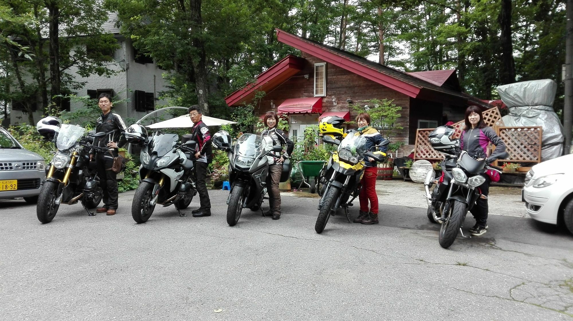Pension Blue Hakuba Bagian luar foto