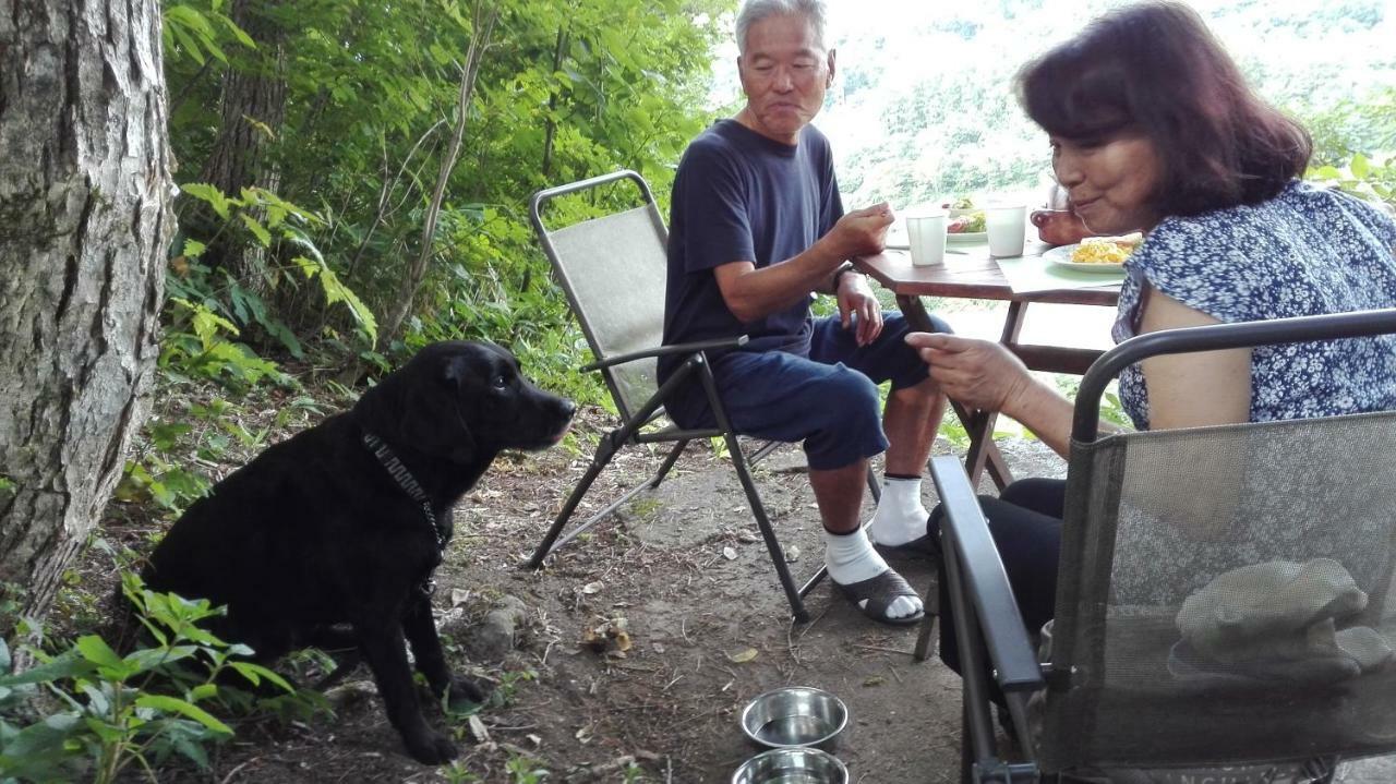 Pension Blue Hakuba Bagian luar foto